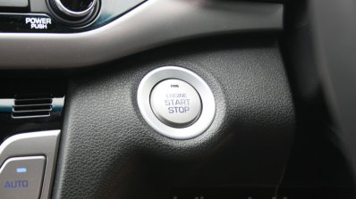 2016-hyundai-elantra-engine-starter-button-review