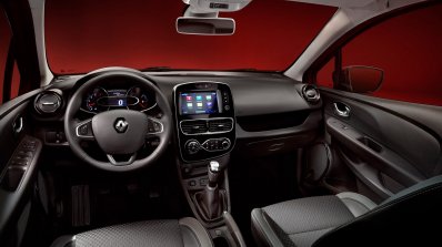 2016 Renault Clio interior