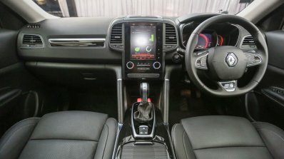 2016 Renault Koleos interior dashboard