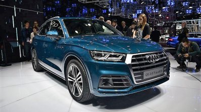 2017 Audi Q5 front three quarters