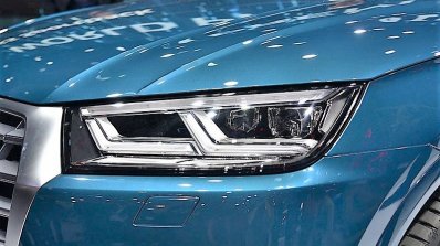 2017 Audi Q5 headlamp