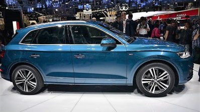 2017 Audi Q5 side profile