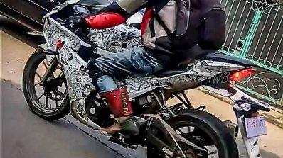 2017 Suzuki GSX150R side spied