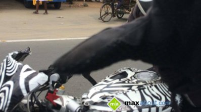 TVS Akula 310 (TVS Apache RTR 300) spy shot