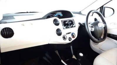 Toyota Etios facelift for India dashboard revealed