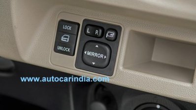 toyota-etios-facelift-power-orvms-photographed