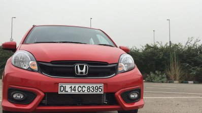 2016 Honda Brio (facelift) front image