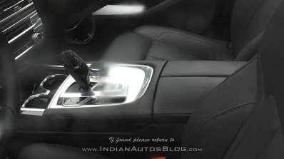 2017 BMW 5 Series interior centre tunnel spy shot