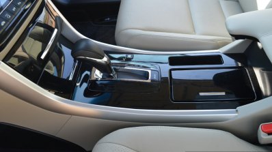 2017 Honda Accord Hybrid floor console review