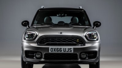 2017 MINI Countryman plug-in hybrid front