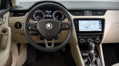 2017 Skoda Octavia (facelift) interior unveiled