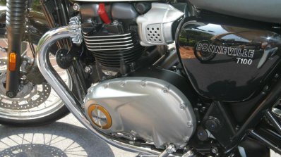 2017 Triumph Bonneville T100 engine