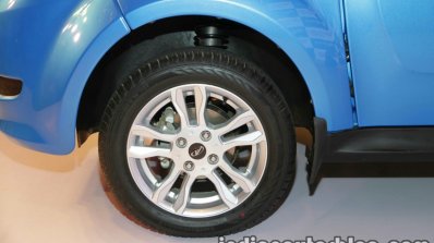 Mahindra E2O Plus wheel launched