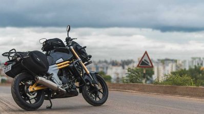 Mahindra Mojo Tourer Edition rear three quarters right side