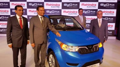 Mahindra e2o Plus (4-door e2o) front three quarter launched