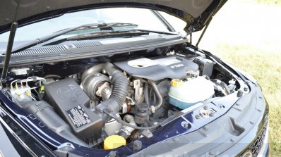 Tata Hexa XT MT 2.2 engine Review