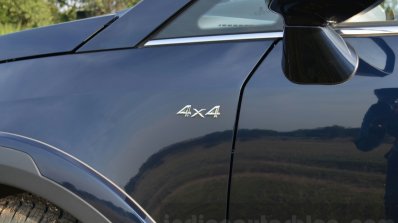 Tata Hexa XT MT 4x4 logo Review