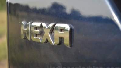 Tata Hexa XT MT badge Review