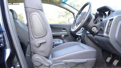 Tata Hexa XT MT front seat adjustment Review
