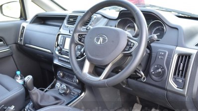 Tata Hexa XT MT interior Review
