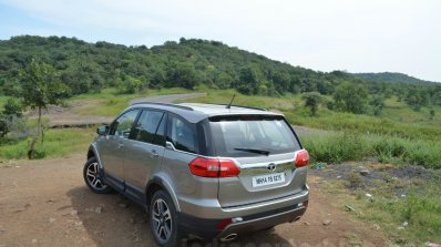 Tata Hexa XTA AT rear quarters Review