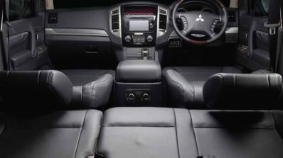 2016 Mistubishi Montero dashboard India