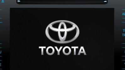 2017-toyota-fortuner-for-dubai-infotainment-system