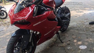 Benelli TNT 300 Ducati lookalike front three quarter with rear seat