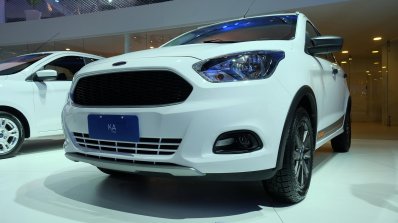 Ford Ka Trail (Figo Cross) headlamp bumper grille unveiled Brazil