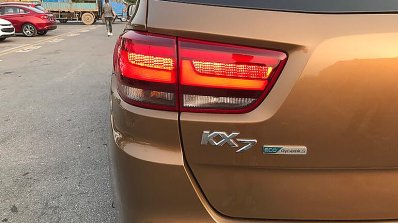 Kia KX7 left side tail lamp