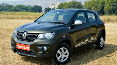 Renault Kwid 1.0L Easy-R AMT front quarter Review