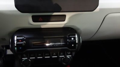 Suzuki Ignis centre console at 2016 Bogota Auto Show