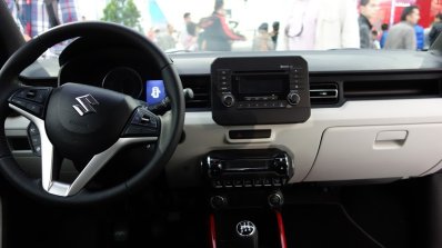 Suzuki Ignis interior dashboard at 2016 Bogota Auto Show