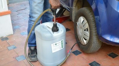 Tyre protector pumping in sealant review