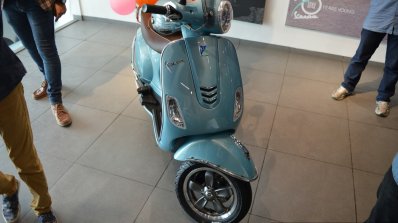 Vespa VXL 70th Anniversary Edition front launched