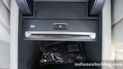 volvo-s90-cd-changer-review