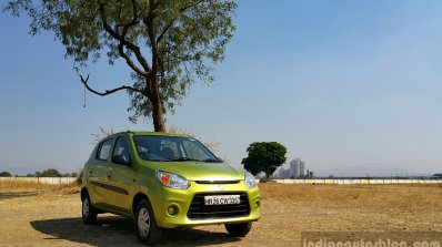 2016 Maruti Alto 800 (Facelift) front quarter Review