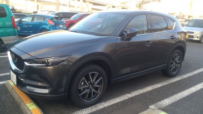 2017 Mazda CX-5 front three quarters left side second image