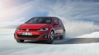 2017 VW Golf GTI (facelift) front three quarters
