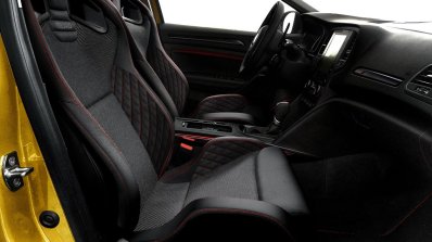 2018 Renault Megane RS front seats rendering