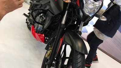 Bajaj Pulsar 160NS front