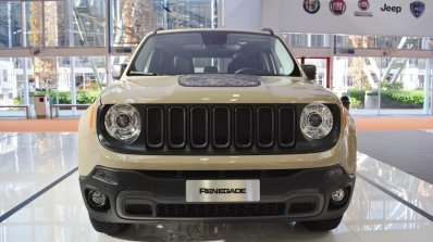 Jeep Renegade Desert Hawk front at 2016 Bologna Motor Show