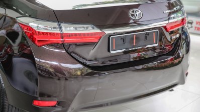 New Toyota Corolla Altis 1.8G (facelift) rear fascia