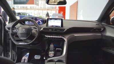 Peugeot 5008 dashboard at Bologna Auto Show