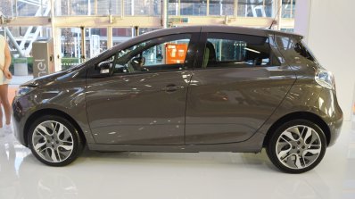 renault-zoe-profile-at-2016-bologna-motor-show