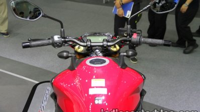 Suzuki GSX-S750 handlebar at Thai Motor Expo