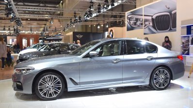 2017 BMW 5 Series (BMW 530d xDrive) at 2017 Vienna Auto Show left side