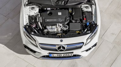 2017 Mercedes-AMG GLA 45 4MATIC engine