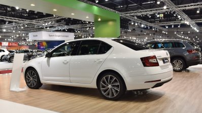 2017 Skoda Octavia (facelift) rear three quarters left side at 2017 Vienna Auto Show