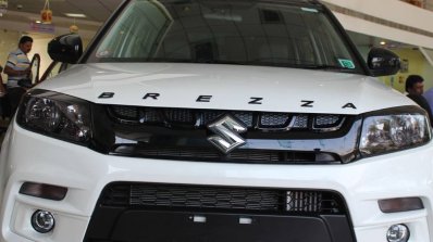 Maruti Vitara Brezza Limited Edition by Kalyani Motors grille